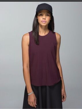 Lululemon Here To There Tank
Bordeaux Drama